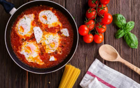 A Mediterranean diet promotes brain health.