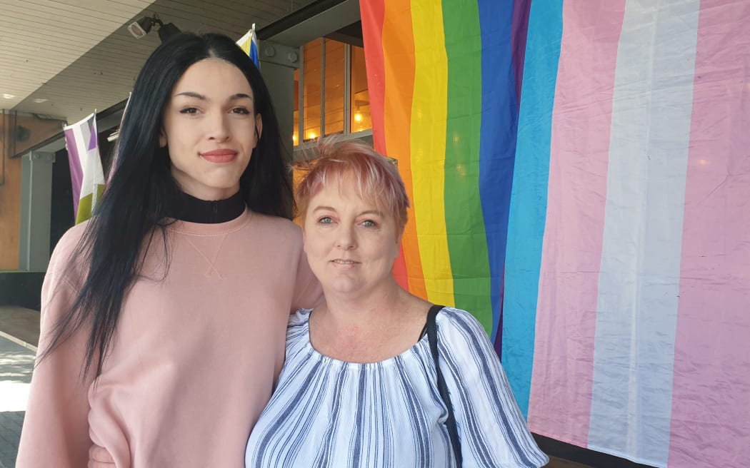 Jaylene and Natasha Louw