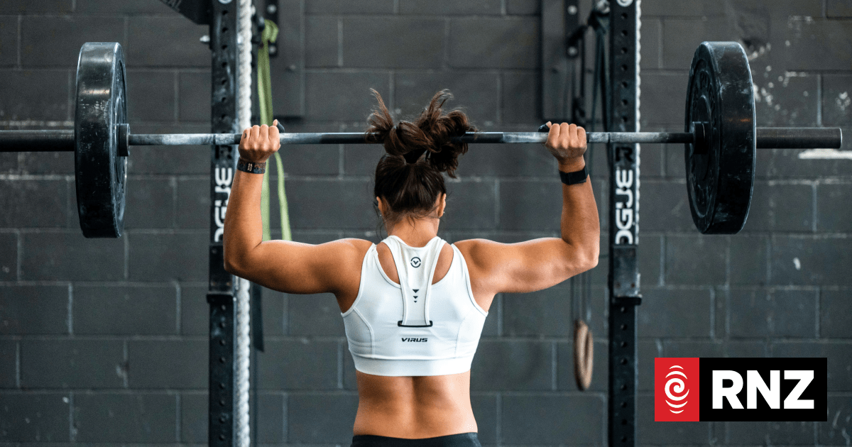 Weight training linked to longer life, study finds