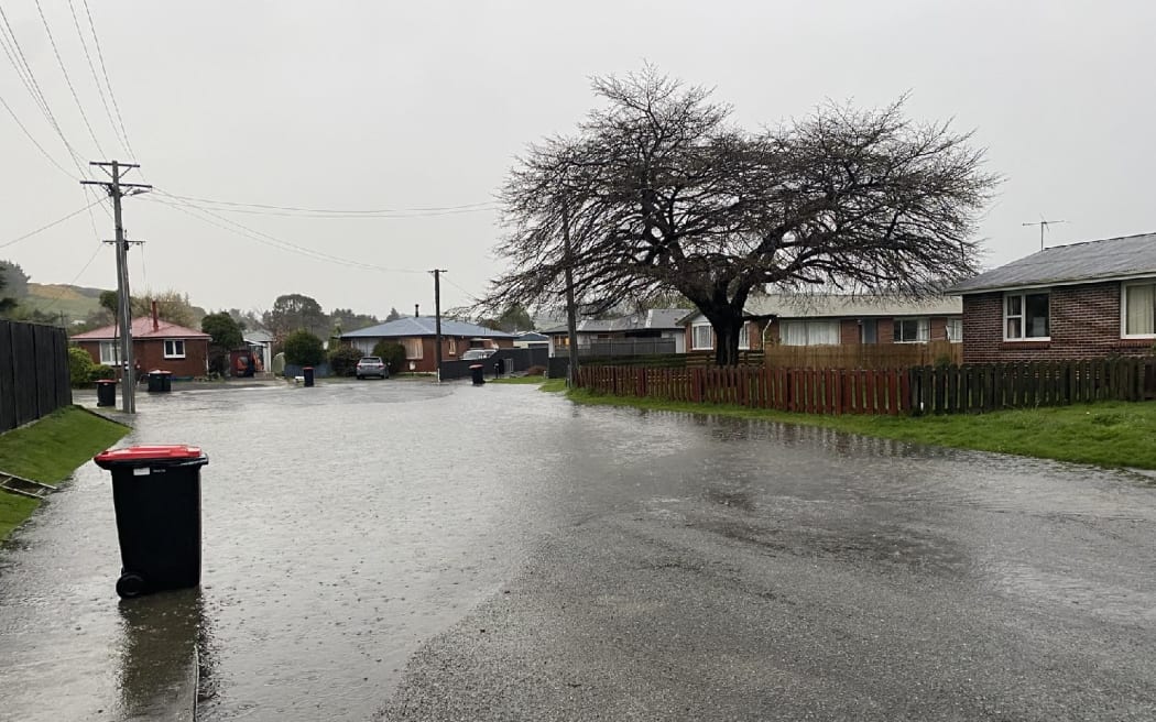 A state of emergency has been declared in Gore as heavy rain causes flooding in Southland.
