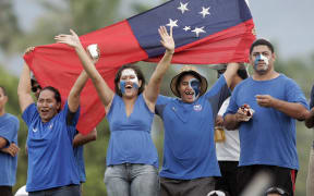 Samoa sport fans.