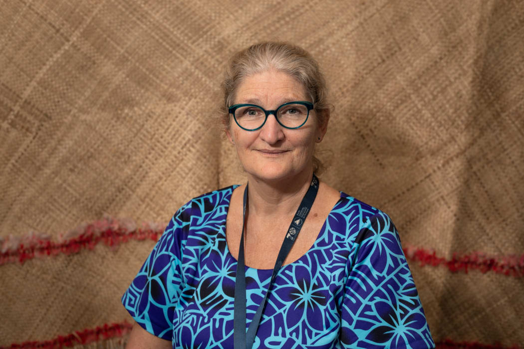 Dr Sara Weeks