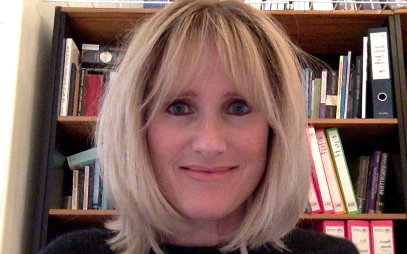 Dr Anna Martin