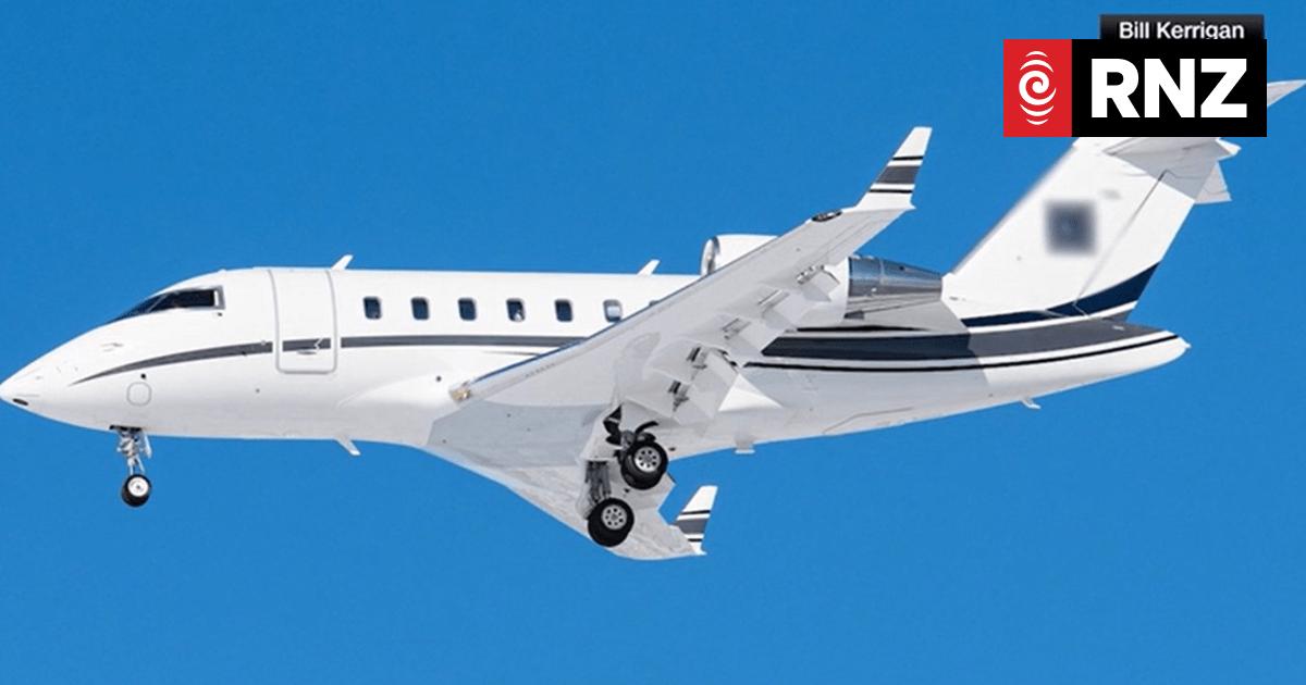 7 dead, 1 seriously injured in plane crash at airport in Bangor, Maine, FAA says