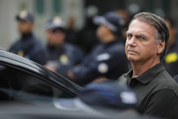 Former Brazilian President (2019-2022) Jair Bolsonaro leaves the DF Star hospital in Brasilia on September 14, 2025, after undergoing a series of medical examinations, as he remains under house arrest. Brazil's Supreme Court on September 11 sentenced firebrand ex-president Jair Bolsonaro to 27 years in prison for coup plotting at the end of a landmark trial that divided the nation and drew US fury. (Photo by Sergio Lima / AFP)