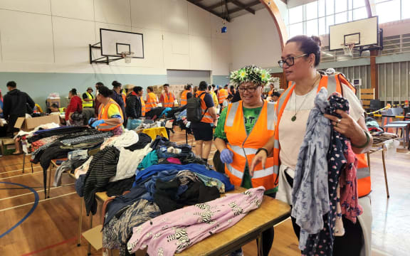 Hundreds are being helped by organisations and volunteers at the Mangere Emergency Centre set up in south Auckland as a response to the floods in Auckland which have seen people forced to leave their homes.