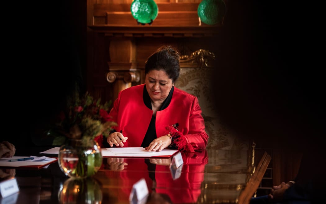 Dame Cindy Kiro swearing in new minister Kieran McAnulty