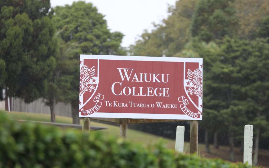 Waiuku College sign