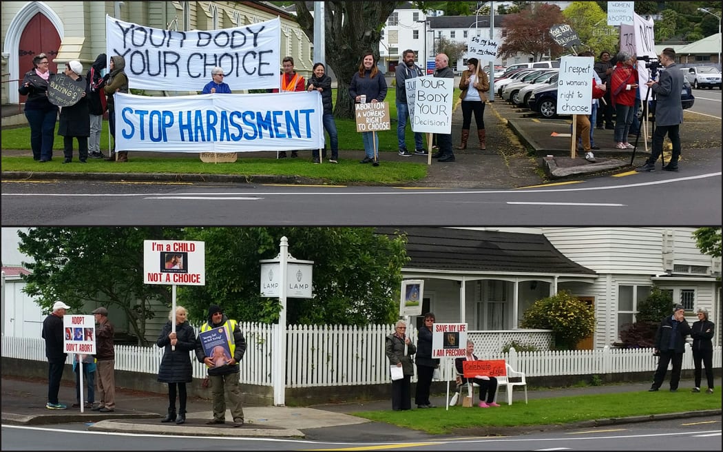 Anti-abortion and pro-choice protests in Thames