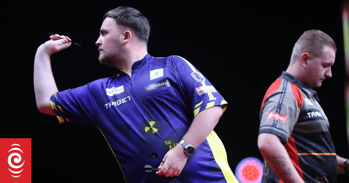 Darts Superstar Heta: The Showman Who Sets the World Series of Darts Ablaze!
