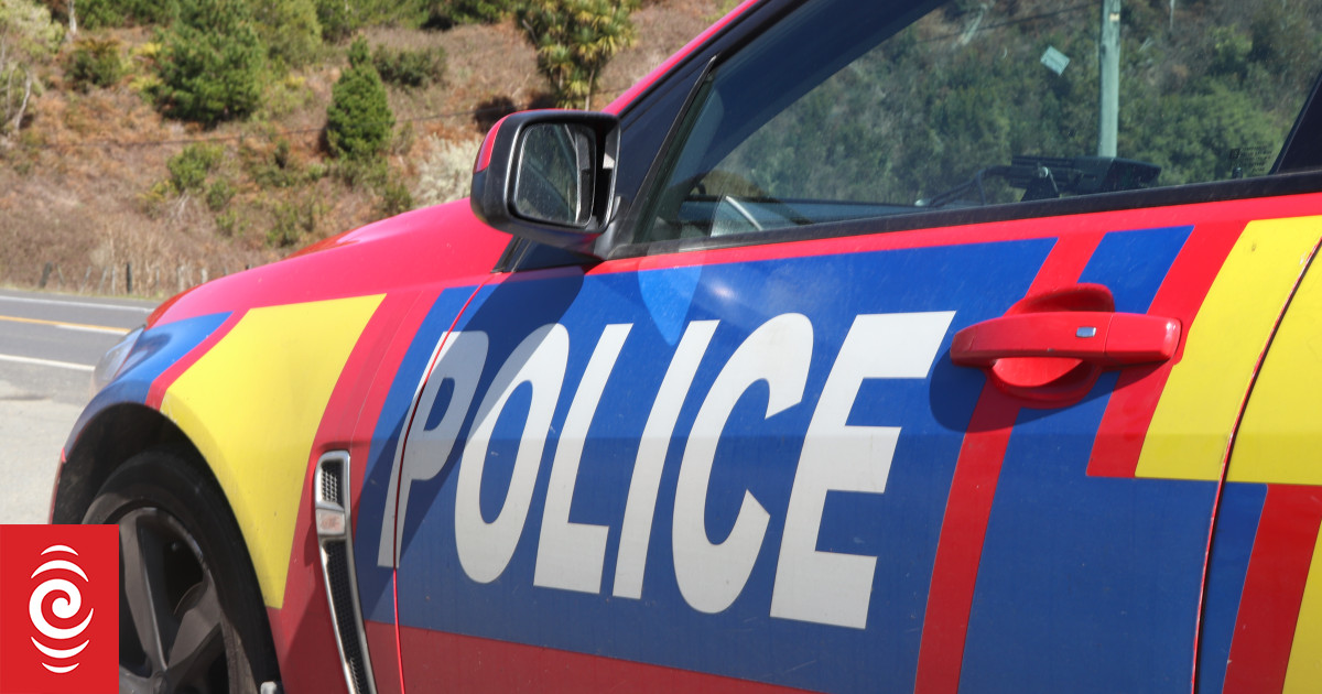 One dead after crash near Glenorchy