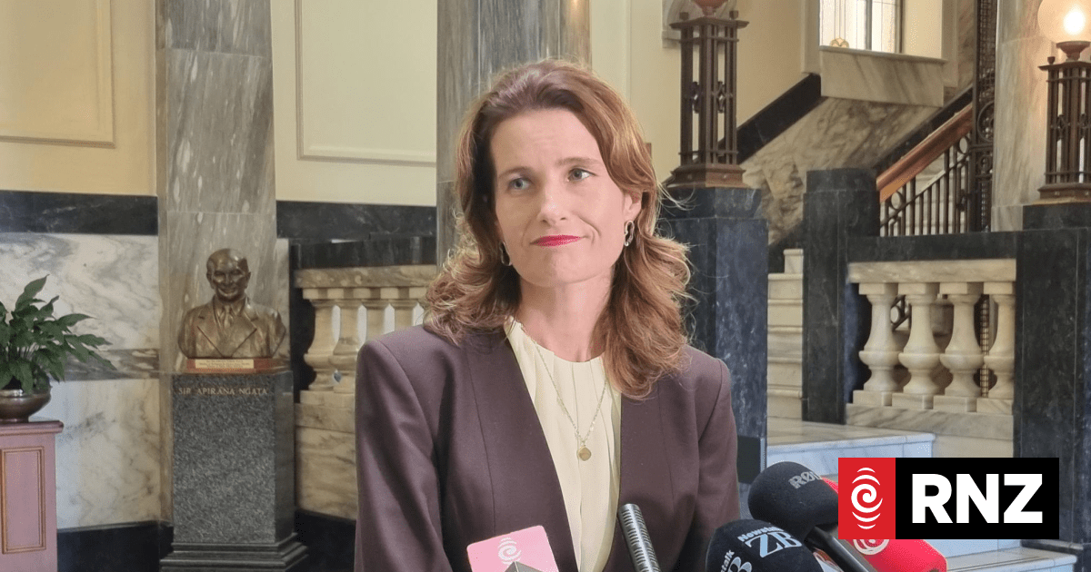 'Very unlikely' government will go ahead with 12-cent fuel t