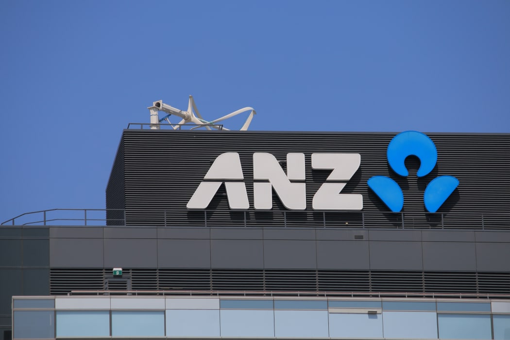 26315243 - melbourne australia - march 1,2014  logo of australia and new zealand bank  anz  - one of the four largest bank in australia