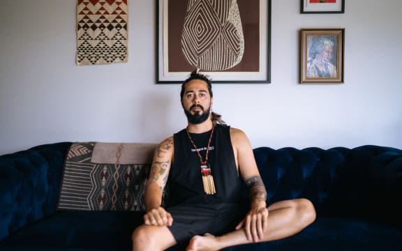 Te Kuru o te Marama Dewes