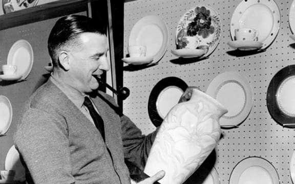 Tom Clark. Auckland War Memorial Museum Tāmaki Paenga Hira. MS-98-34.