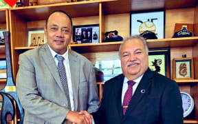 Tonga Prime Minister Hu’akavameiliku, left, and Baron Waqa.