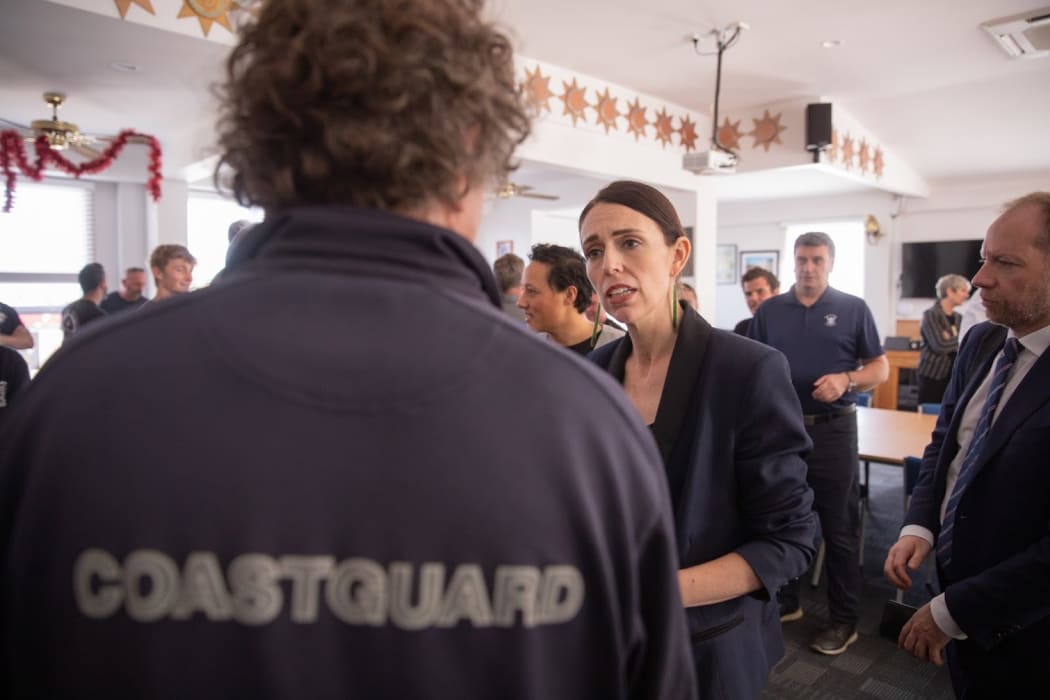 Jacinda Ardern meets first responders