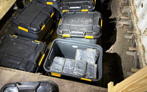 Australian police seize record-breaking 2.7 tonnes of cocaine | RNZ
