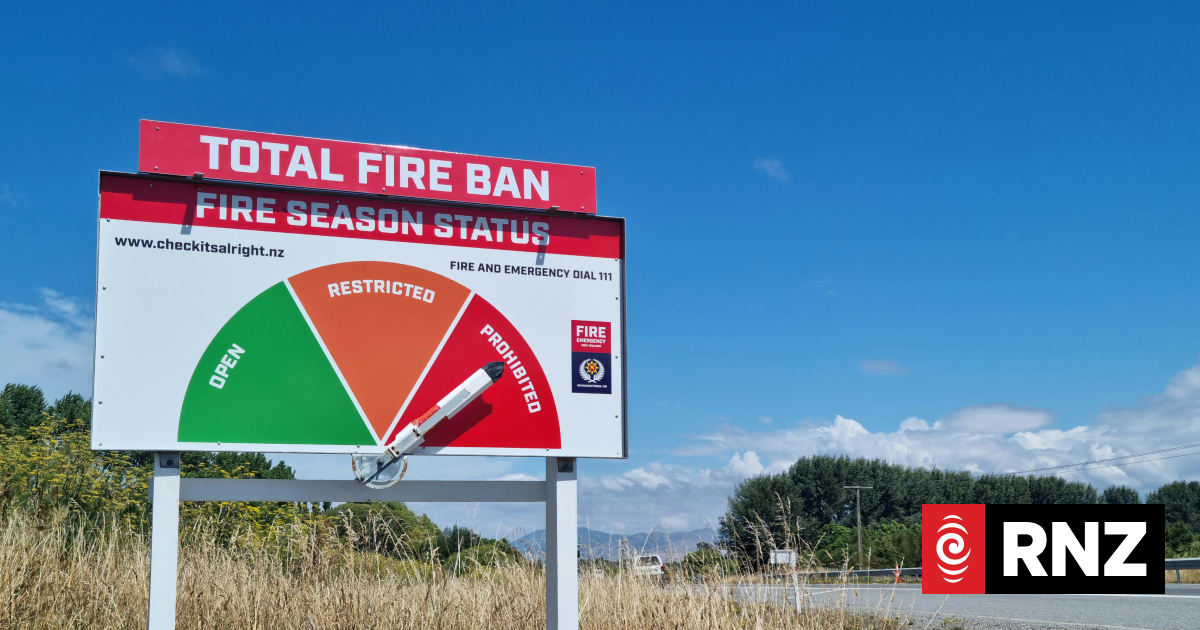 Weather: Restricted fire season spreads as conditions heat up | RNZ