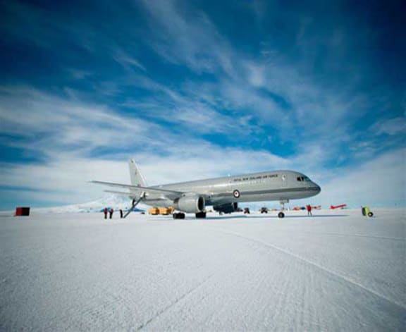 A New Zealand Airforce Boeing 757