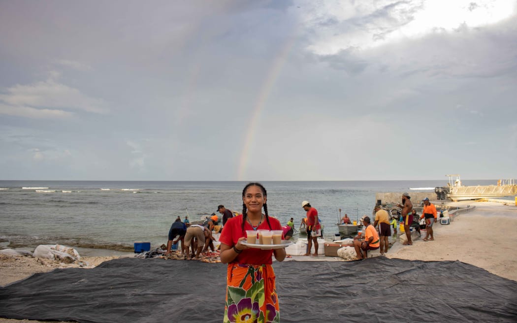 Hina Iosefo passing out tea