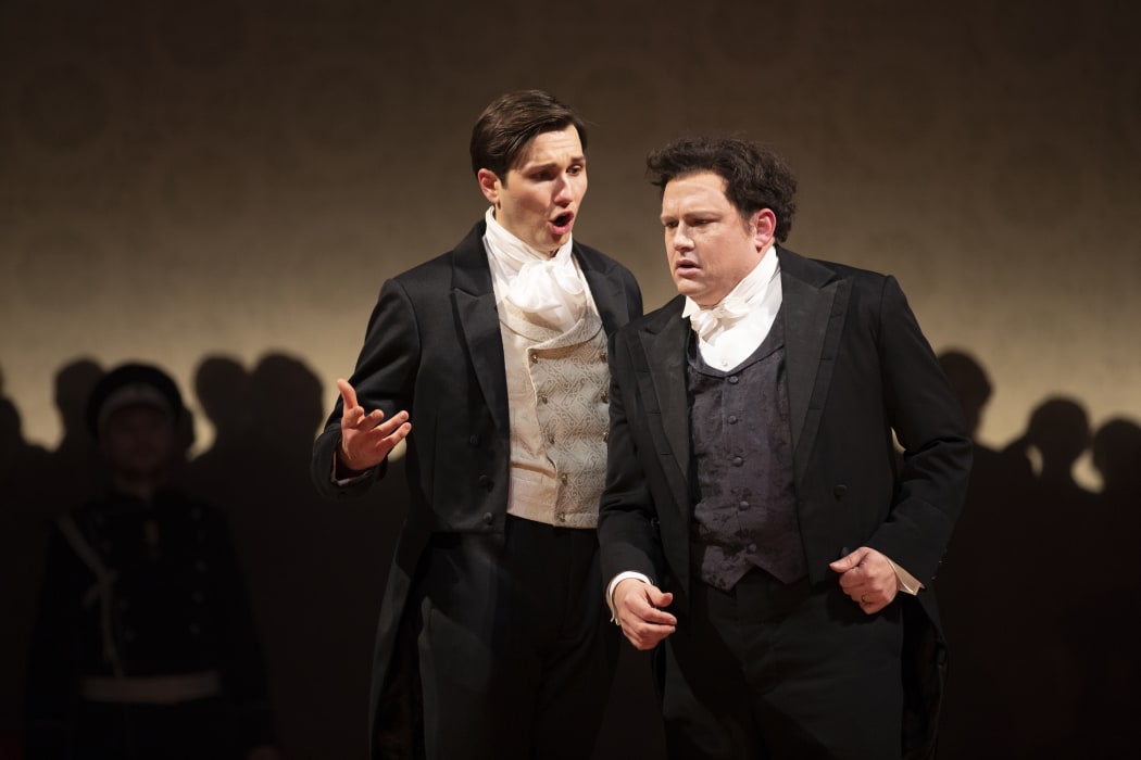 Samuel Dale Johnson as Onegin and Peter Auty as Lensky
