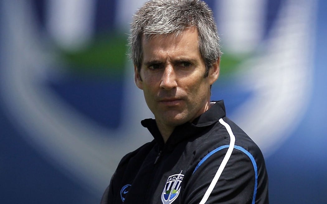 Auckland City FC coach Ramon Tribulietx
