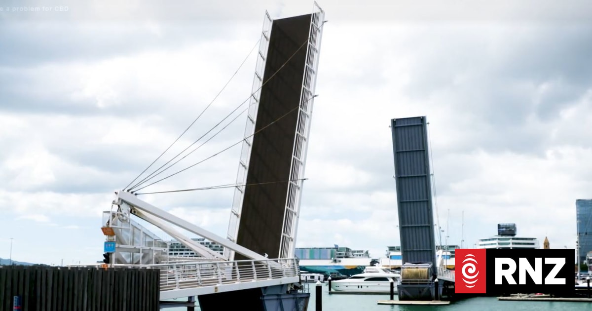 Auckland's Wynyard crossing bridge closure causing strife for ...