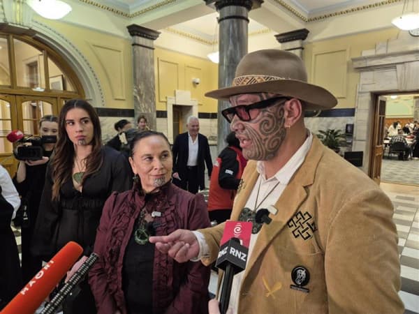 Co-leaders Rawiri Waititi and Debbie Ngarewa-Packer fronted reporters after yesterday's reset but Mr Waititi soon stormed off, pulling Ms Ngarewa-Packer with him, when allegations of a dictatorial leadership were raised.