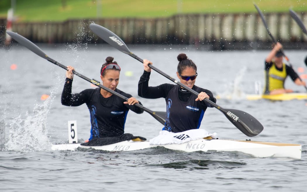 Lisa Carrington (left) and Jaimee Lovett winning the K2 200m title.