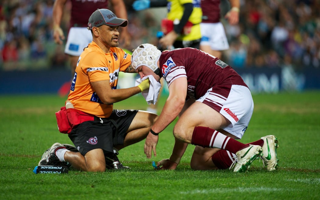 The NRL is considering having an independent doctor sideline with the power to pull players during NRL playoff matches.