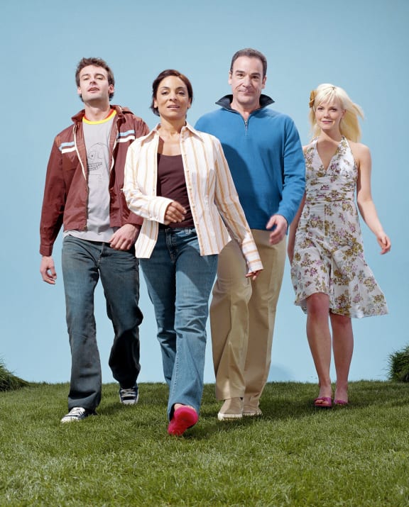 Dead Like Me starring Ellen Muth, Callum Blue, Jasmine Guy, Mandy Patinkin, Laura Harris.