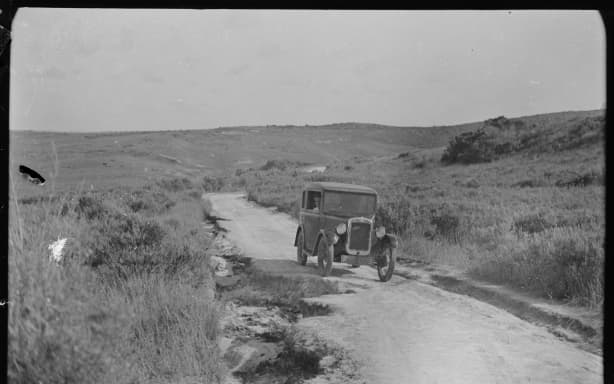 Ron Vine's car on road to Maungapiko, 1936