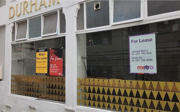 Empty shops for rent on Queen Street, Auckland.