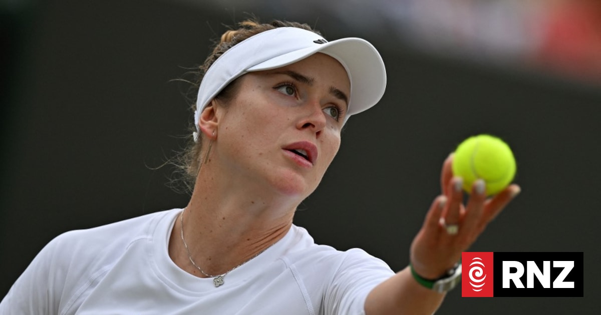 Victorious Svitolina wears black ribbon for Ukraine at Wimbledon | RNZ
