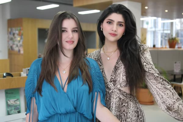 Valentina Gonzalez and Andreea Petrescu are the co-founders of Seraphinne Vallora.