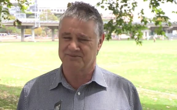 Kiwis urge PM to take stronger stance against Trump