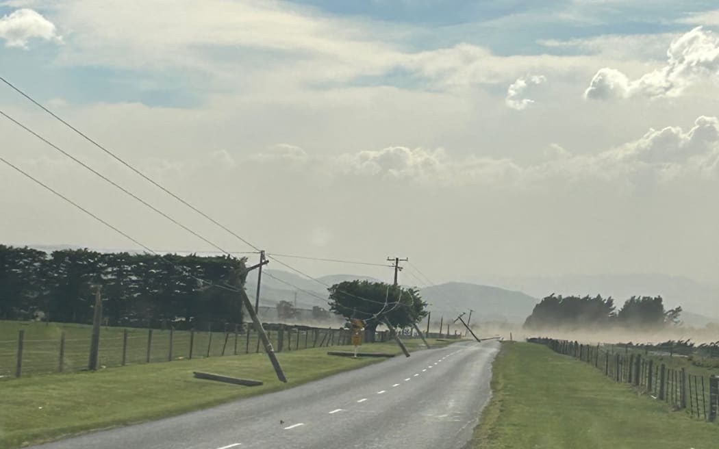 There were still 3300 households without power in Waiau. Weather.