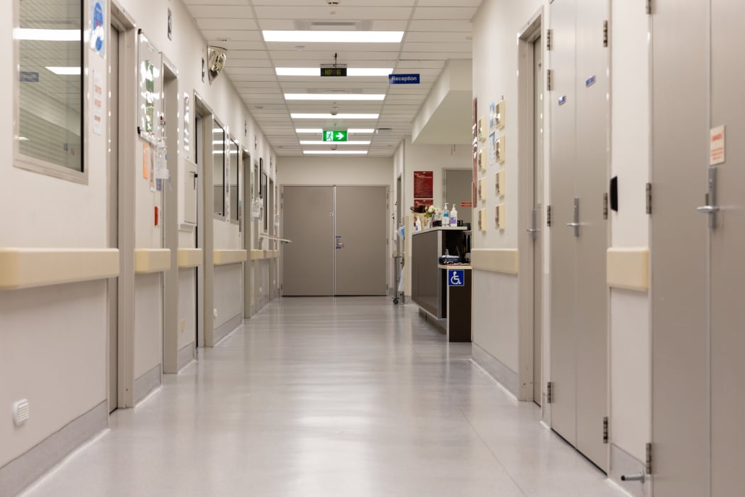 Auckland hospitals calling for more ICU nurses RNZ News