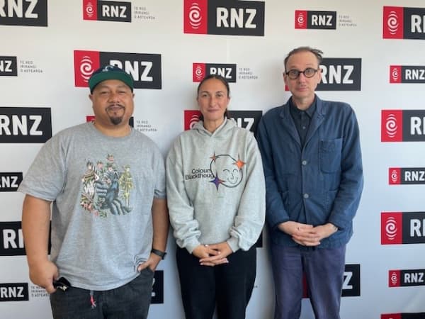 Supergroove's Che Fu and Karl Steven with Kara Rickard