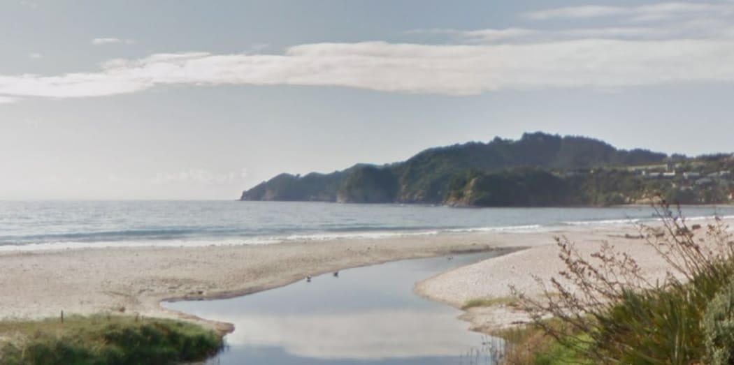 Langs Beach.