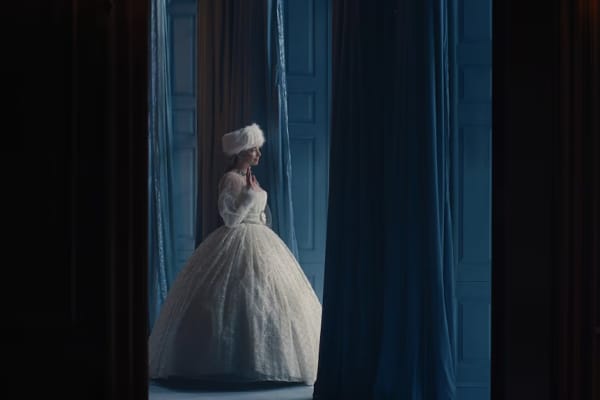 Margot Robbie and Jacob Elordi start in Wuthering Heights.