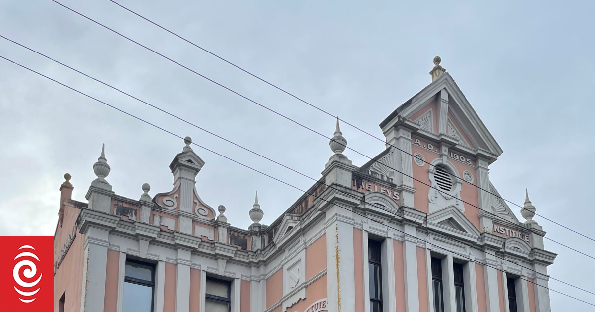 Historic Auckland building falls victim to upgrade costs | RNZ