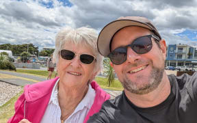 Chris Betterton with his mother Jeanette Betterton, who is from Tauranga but lives in the UK.