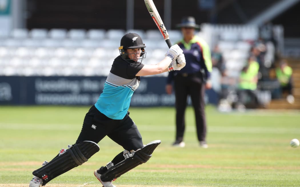 Katey Martin batting in England 2021.