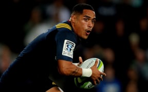 Highlanders halfback Aaron Smith