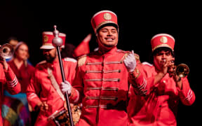 Red, White and Brass follows the story of two friends who miss out on tickets to an all-important rugby game and come up with a plan to get to there - forming a traditional Tongan marching band that performs at the game's opening.