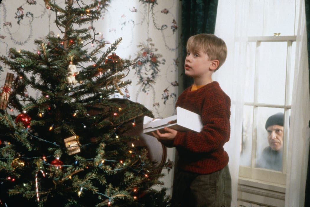 Home Alone was scored by John Williams
