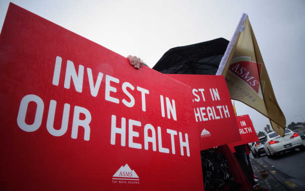 Senior Doctors Strike in Auckland.