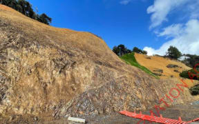 A large slip on the Brynderwyn hills south of Whangārei.